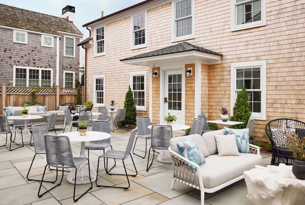 The Edgartown Inn, The Edgartown Collection 29/44