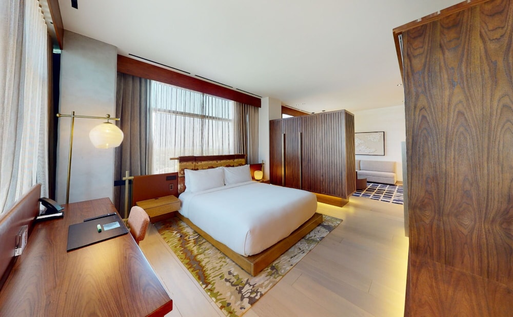 Yuhi, Suite, King Bed