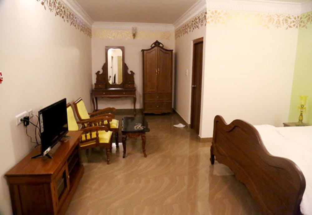 Vijaigarh Kothi 18/42