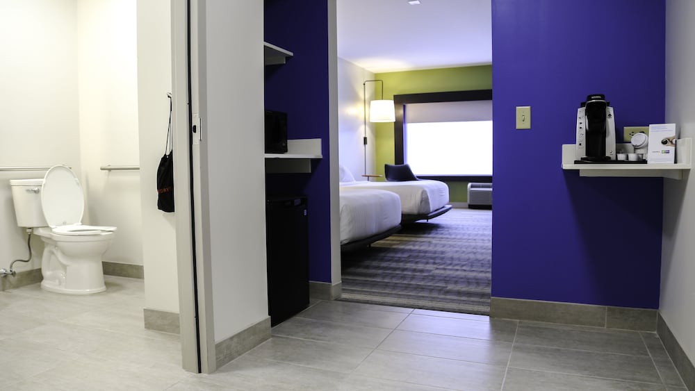 Holiday Inn Express And Suites Kingston Ulster 22/44