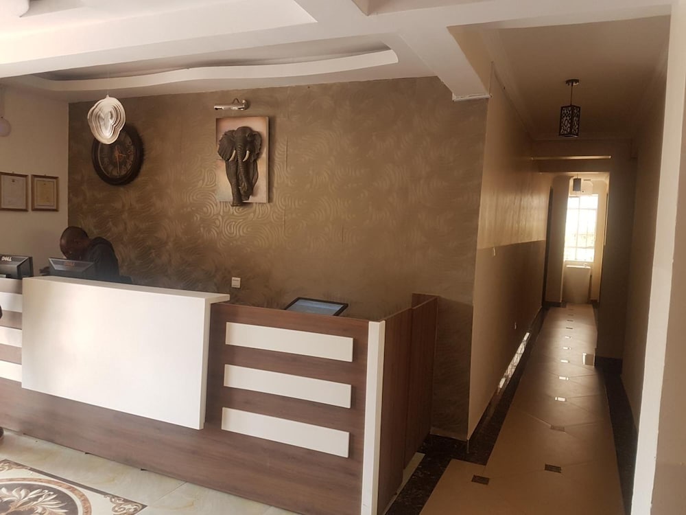 Mara Frontier Hotel 6/36
