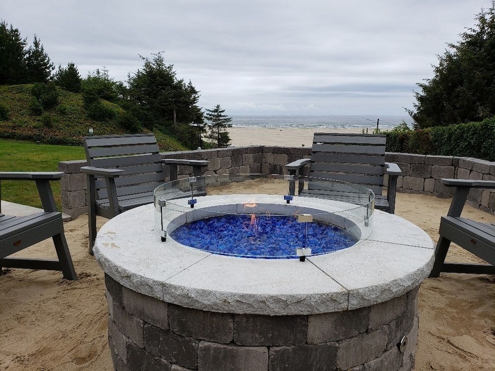 Best Western Plus Agate Beach Inn 30/46