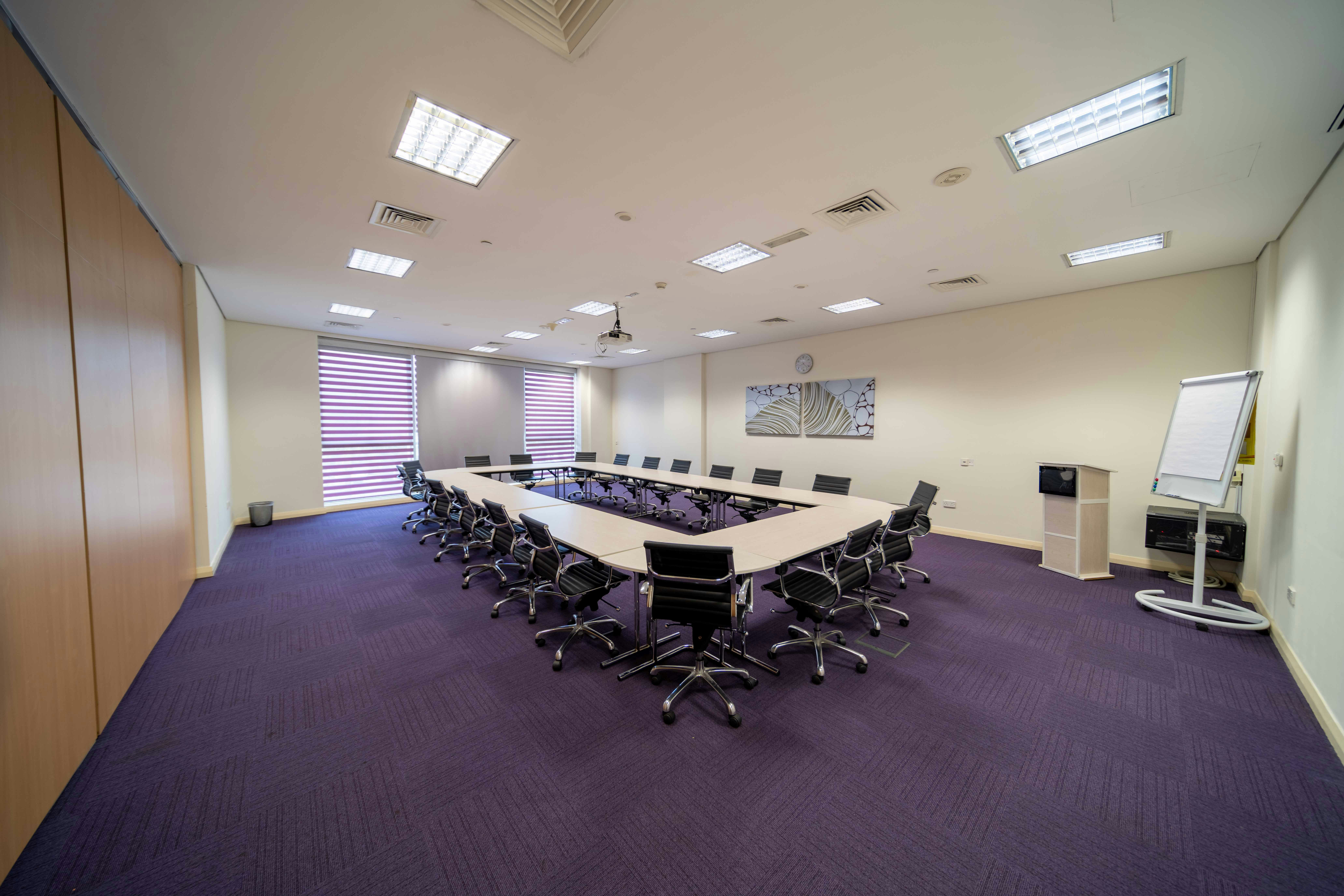 Premier Inn Abu Dhabi Capital Centre 70/82