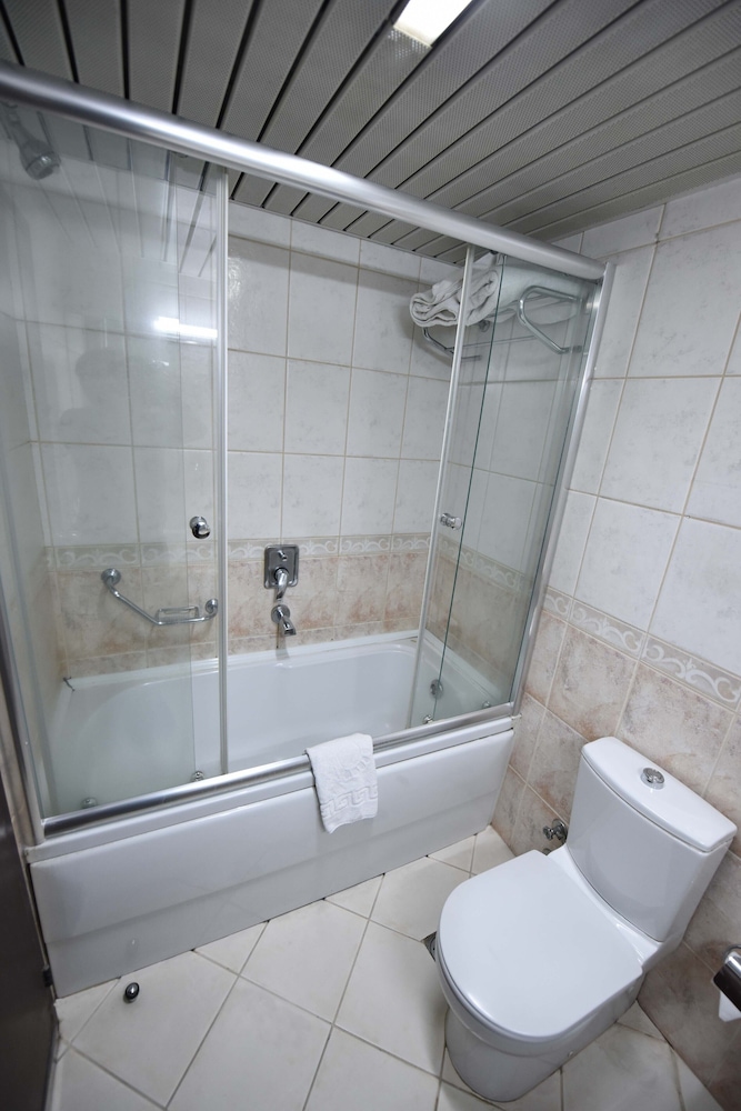 Asal Hotel 36/39