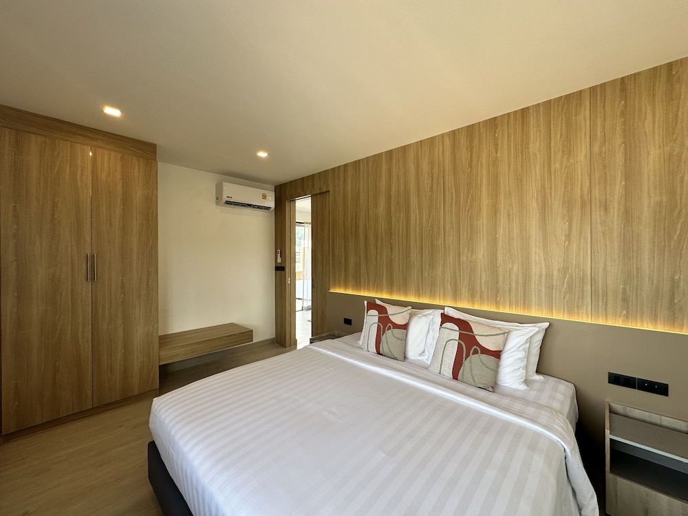 Coconut Village Resort 12/69