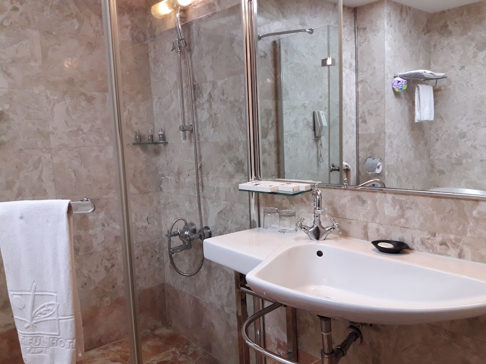 Beautiful Hotel Taipei 27/65