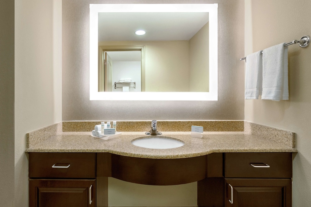 Homewood Suites by Hilton Macon-North 16/56
