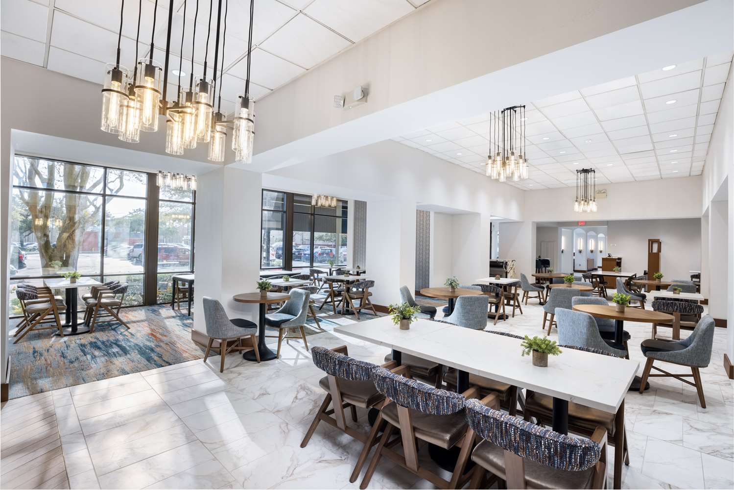 Doubletree By Hilton Houston Medical Center Hotel And Suites 23/30