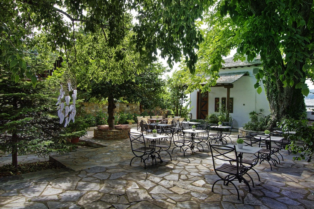 Archontiko Naoumidi 42/49