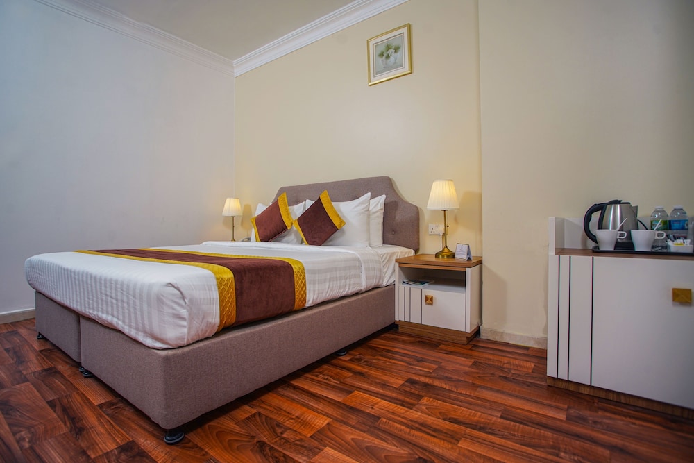 La Villa Suites Hotel 19/48