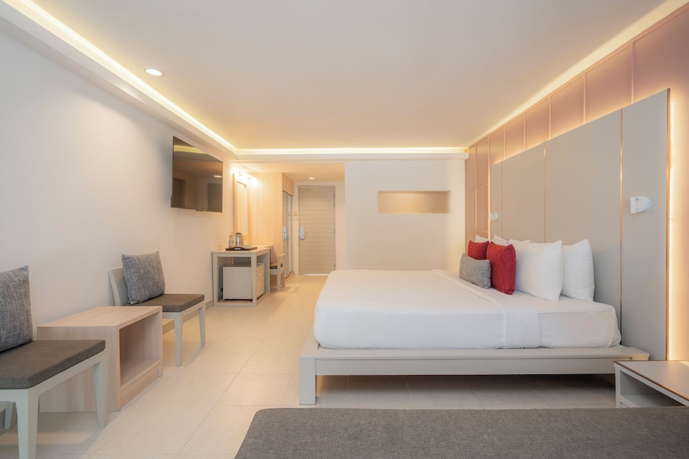 Sunshine Garden Resort 8/56