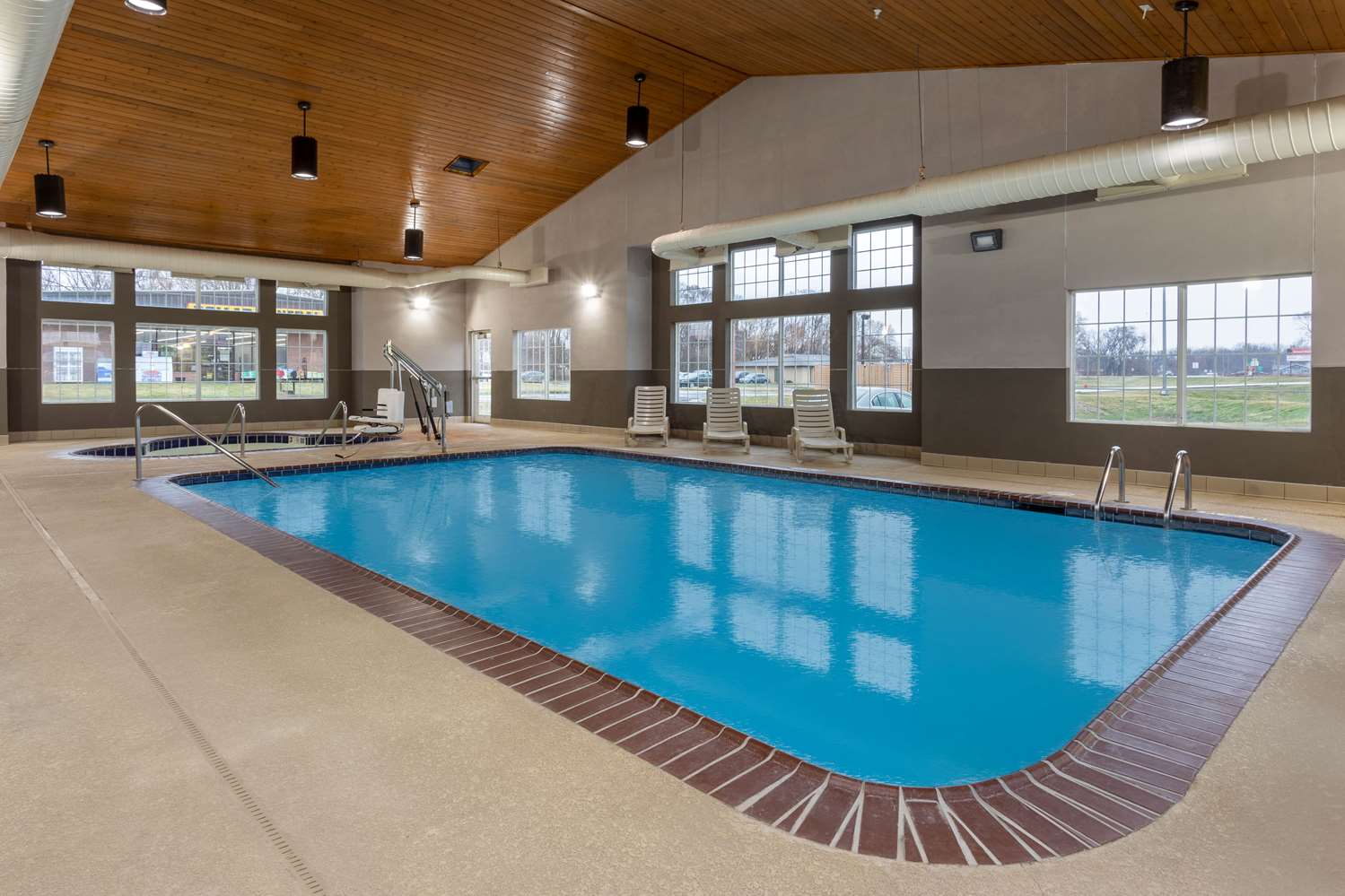 Americinn By Wyndham Fulton Clinton 13/23
