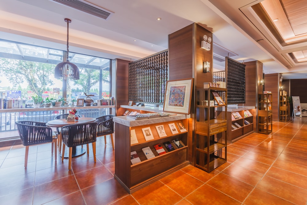 Jolie Vue Boutique Guilin 55/71