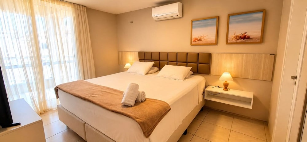 Atlantic Palace 32/77