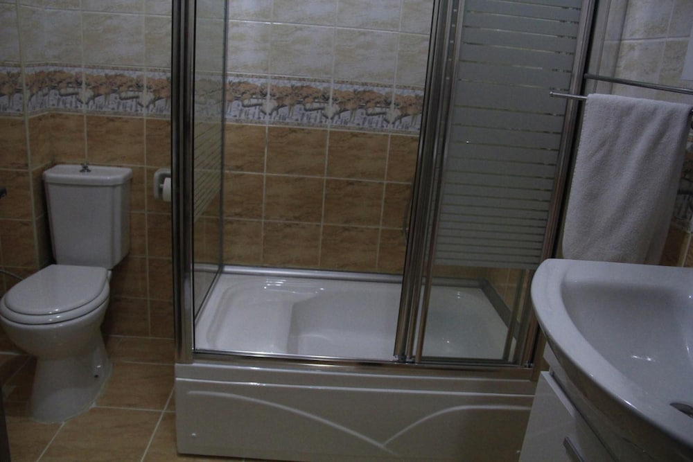 Konak Apart Hotel 37/39
