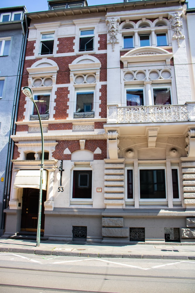 Hotel Stern 1/50