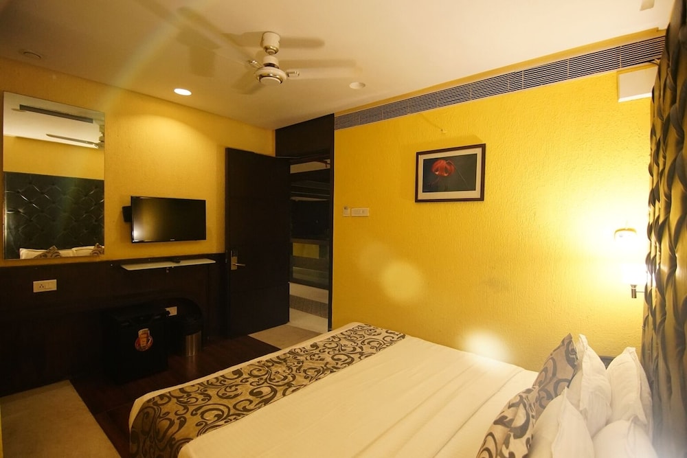 Hotel The Golden Oak 13/36
