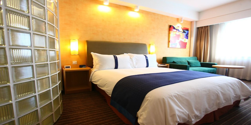 Hangzhou Haiwaihai Holiday Hotel (ex. Holiday Inn Express Grand Canal) 30/50