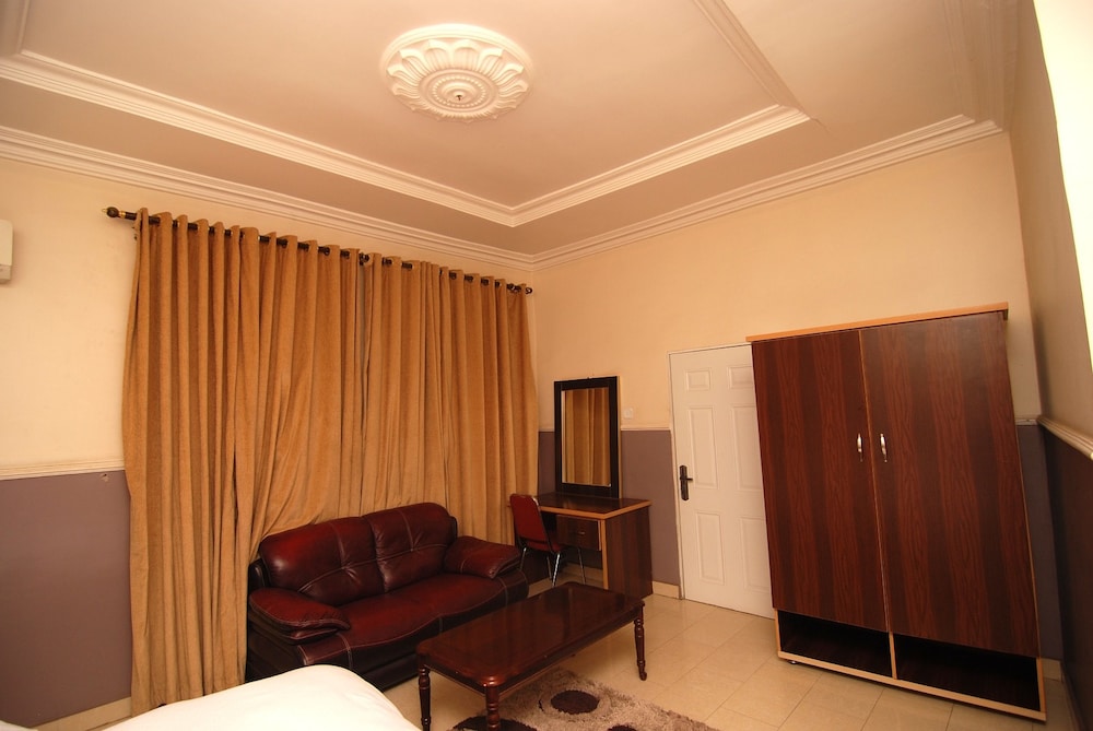 Falak Grand Hotel 31/45