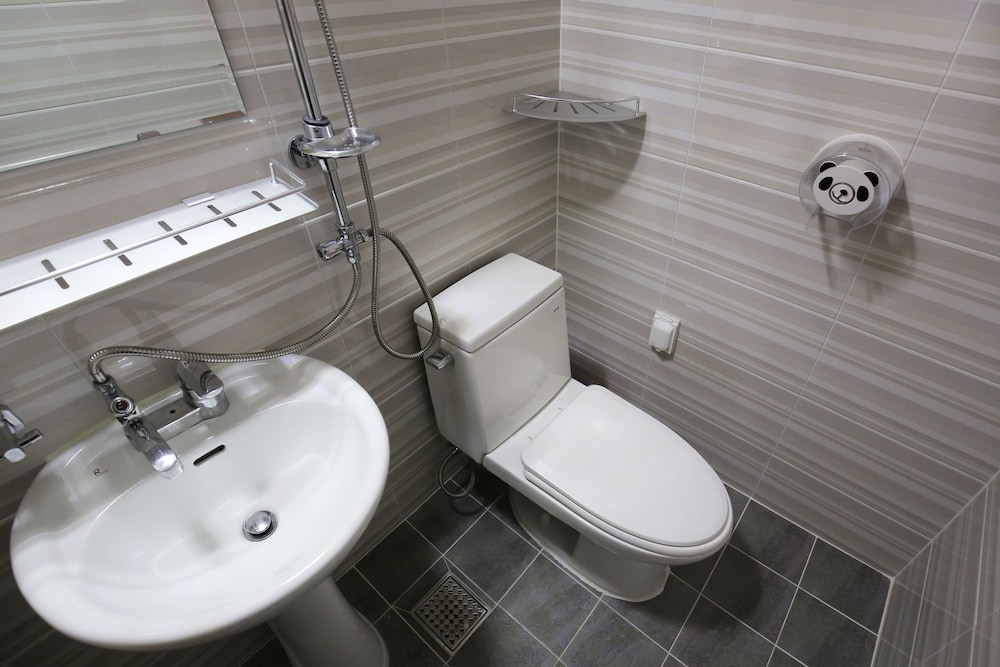 Geoje Oasis Hotel 34/36
