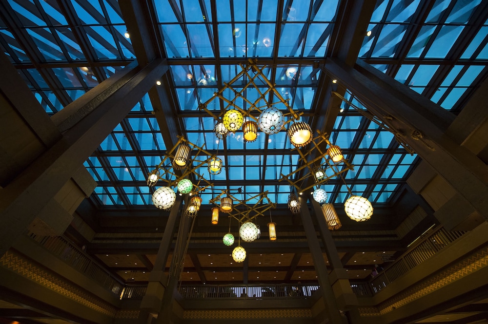 Disneys Polynesian Village Resort 24/50