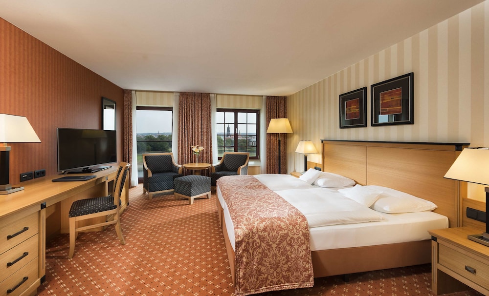 SUPERIOR, DOUBLE BED