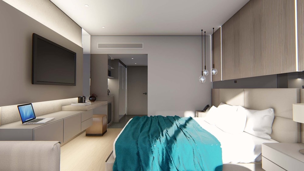 DELUXE, DOUBLE BED, MOUNTAIN VIEW