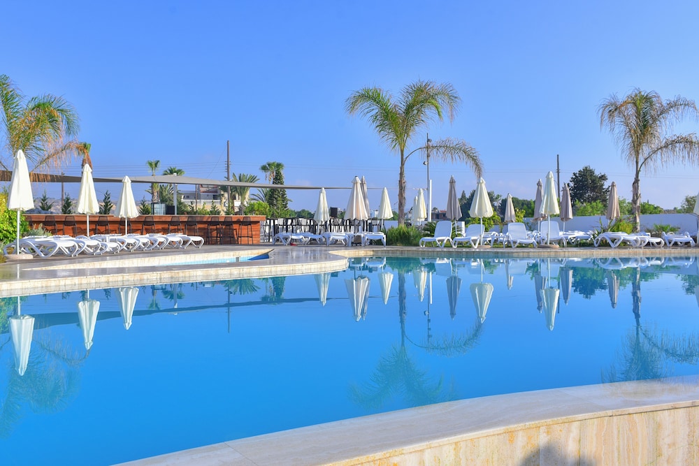 Lebay Beach Hotel in VOROKLINI