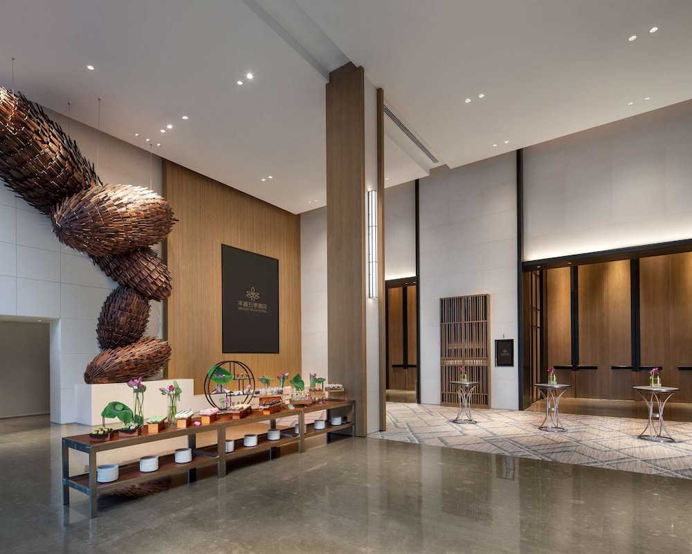 Grand WUJI Hotel, in The Unbound Collection by Hyatt 21/50