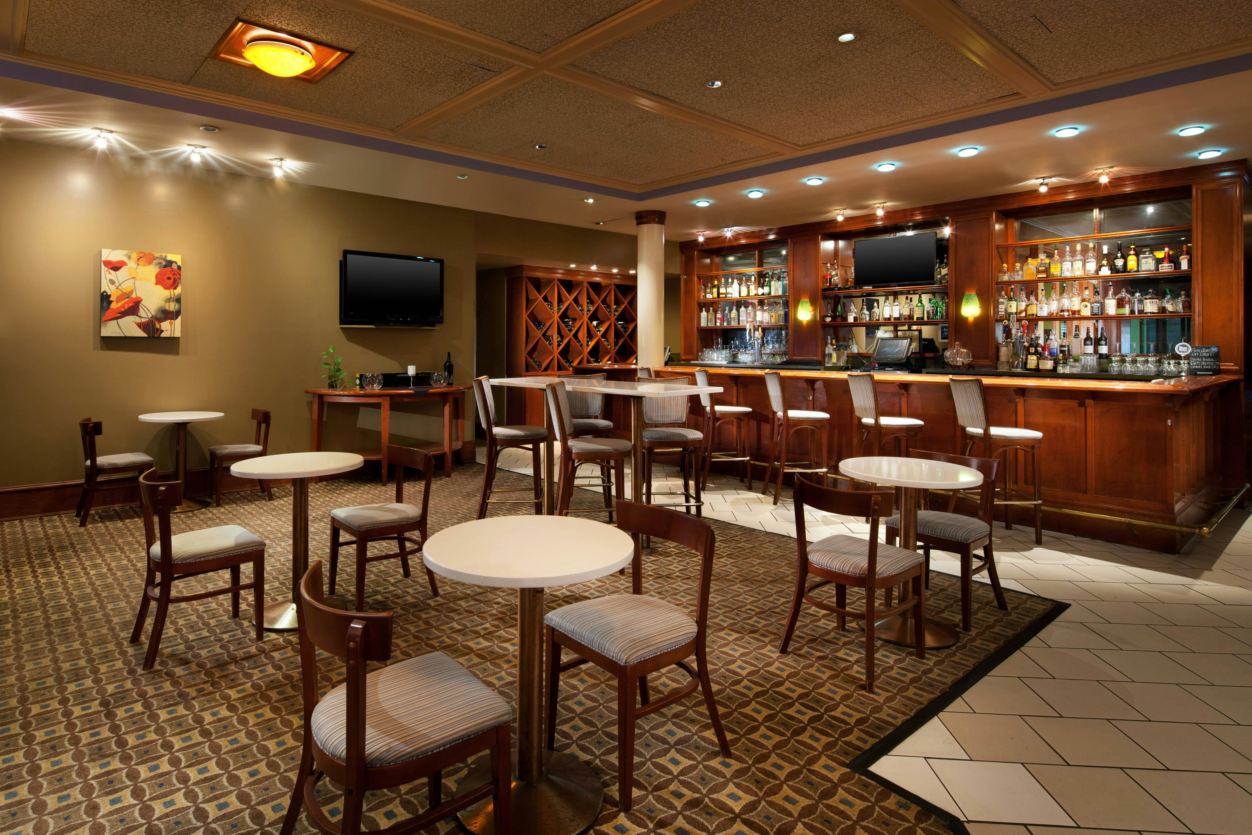 Four Points by Sheraton Bakersfield 14/24