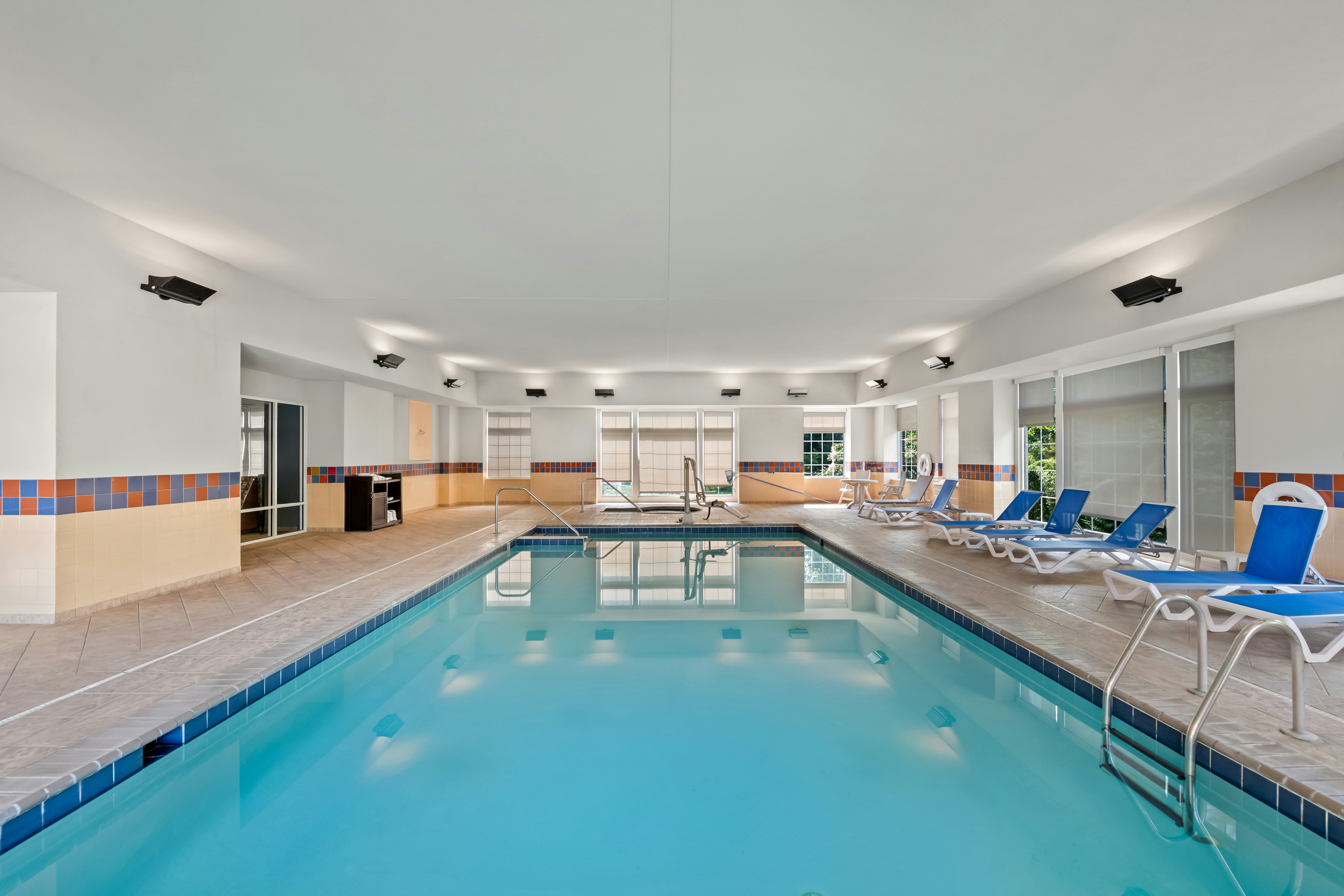 Hampton Inn And Suites Williamsburg Central 25/56