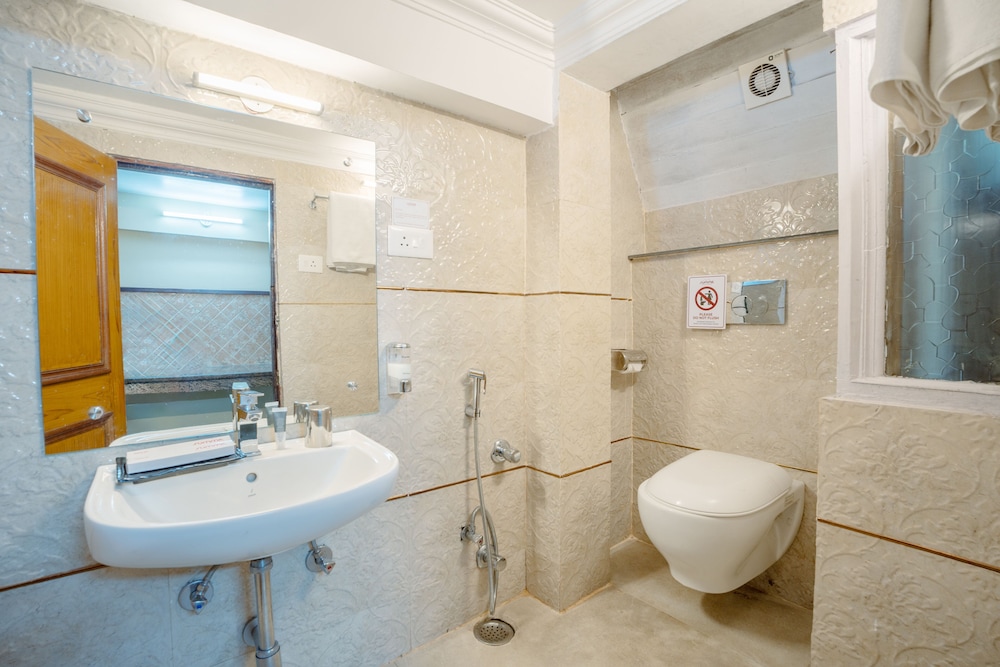 Summit Grace Resort And Spa 43/48