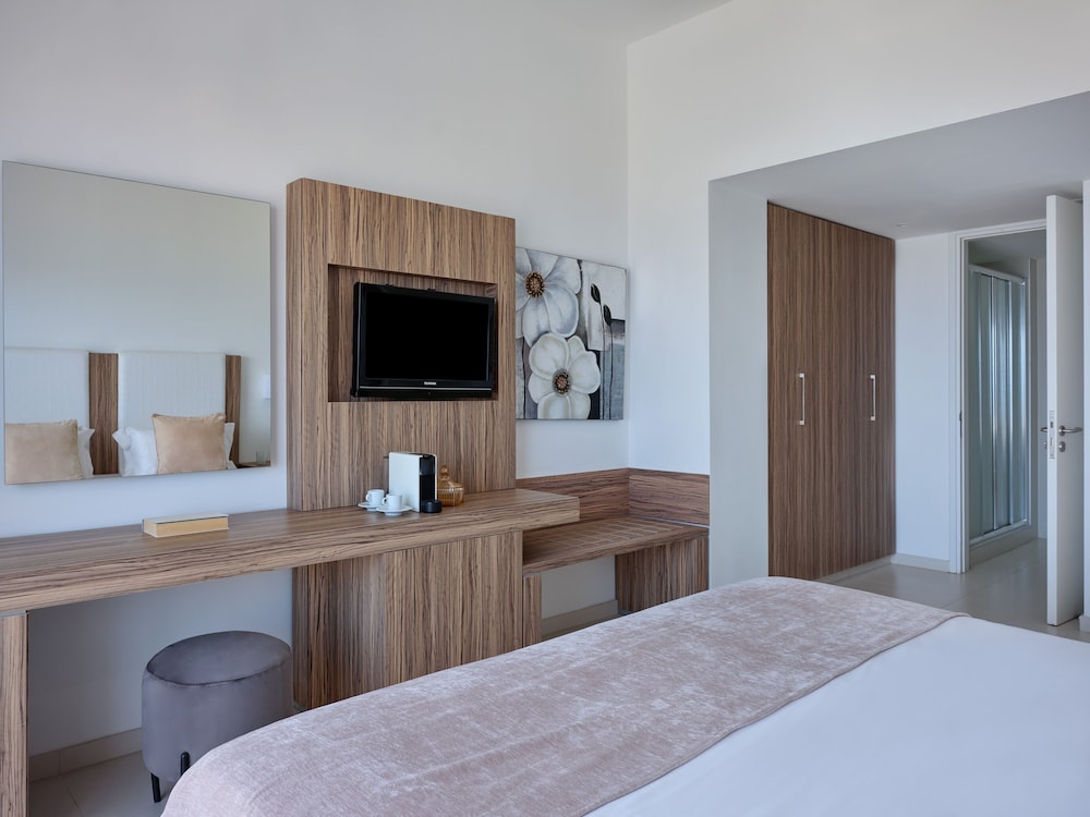 Atlantica Sea Breeze - Adults Only 15/50