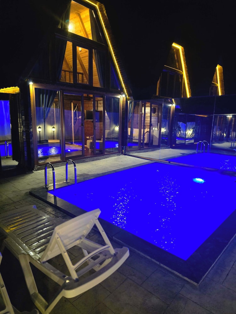 Oce Bungalow 23/48