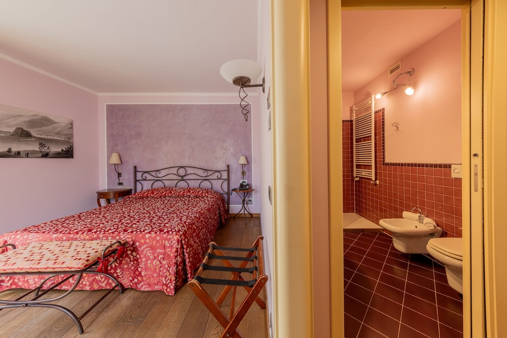 Hotel La Darsena 15/50