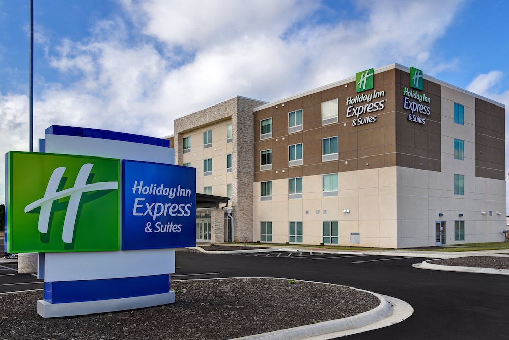 Holiday Inn Express And Suites Ottawa secondary