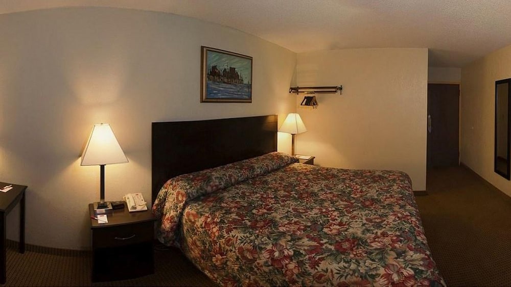 Econo Lodge Lexington, NE 15/44