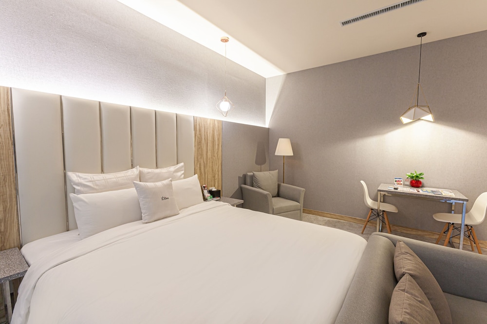 Six Star Motel-Zhongli 4/40