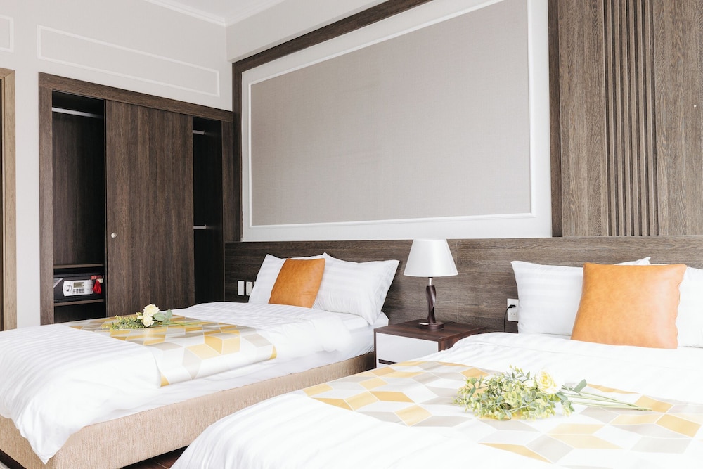 Ivy Luxury Hotel & Apartment 23/55