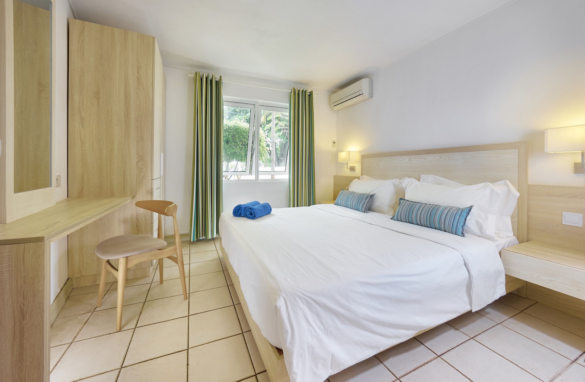 1 BEDROOM, APARTMENT