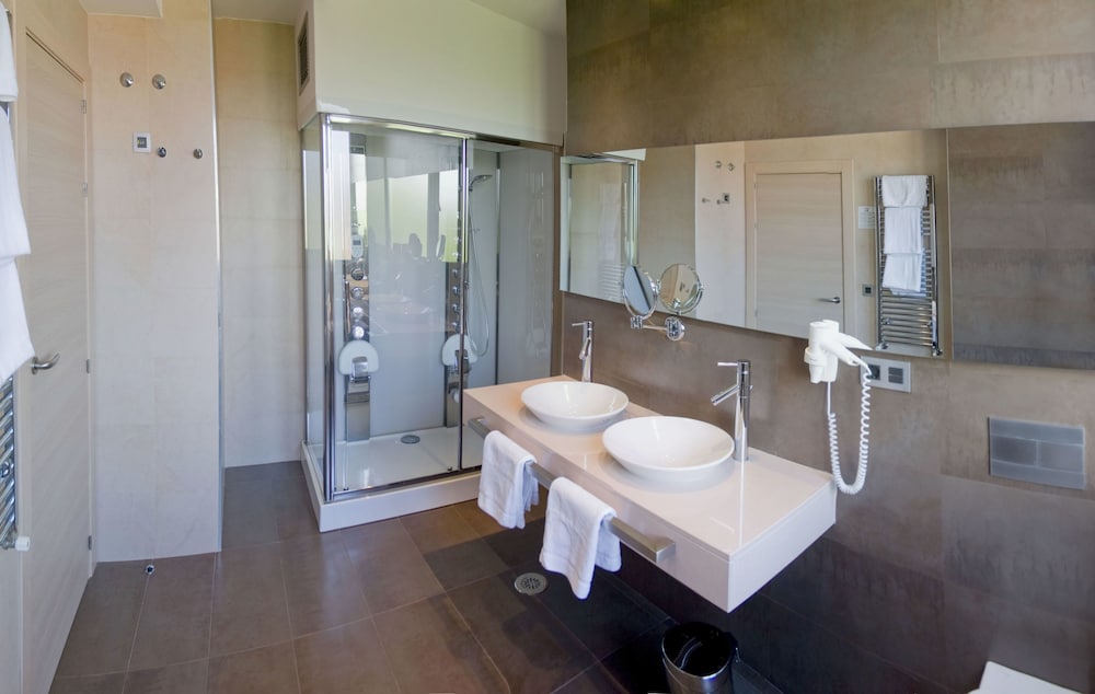 Hotel Asturias 30/31
