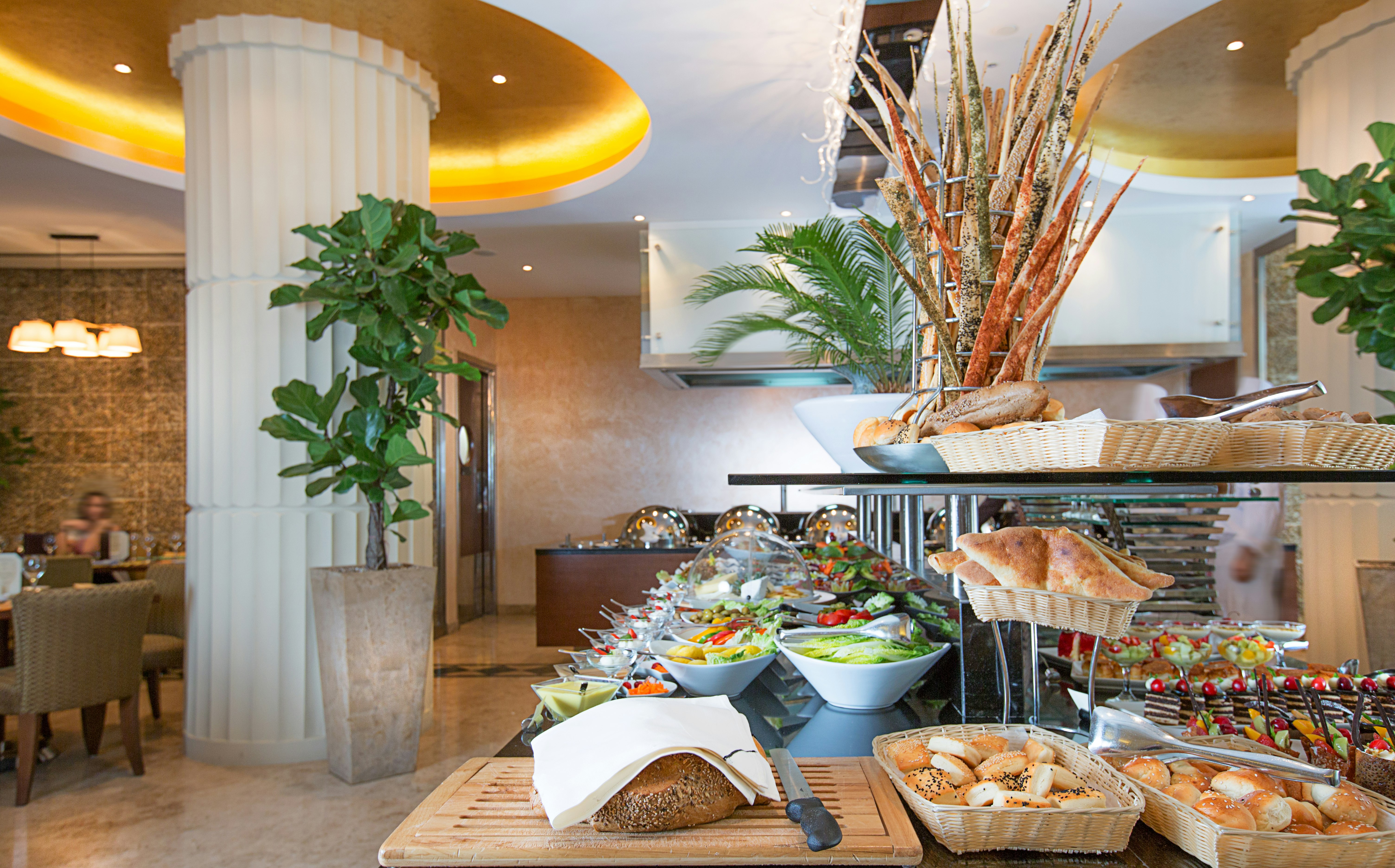 Copthorne Hotel Baranan 51/60