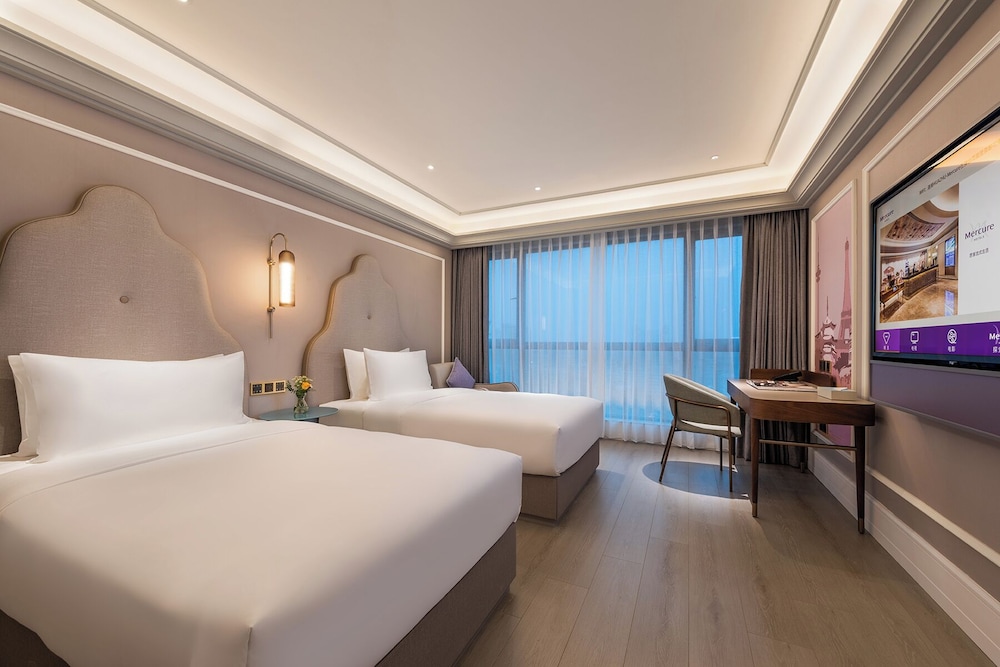Mercure Nantong Downtown 18/65