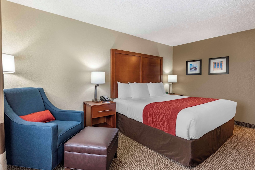 Comfort Inn & Suites Middletown - Franklin 12/33
