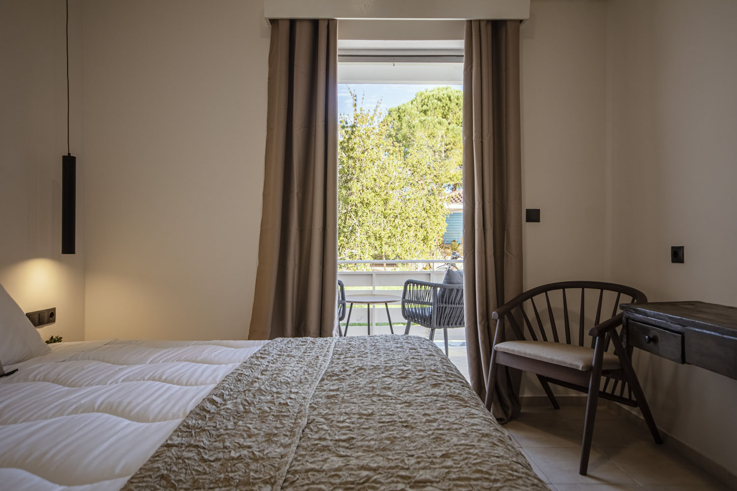 Room, Double Bed, Garden View
