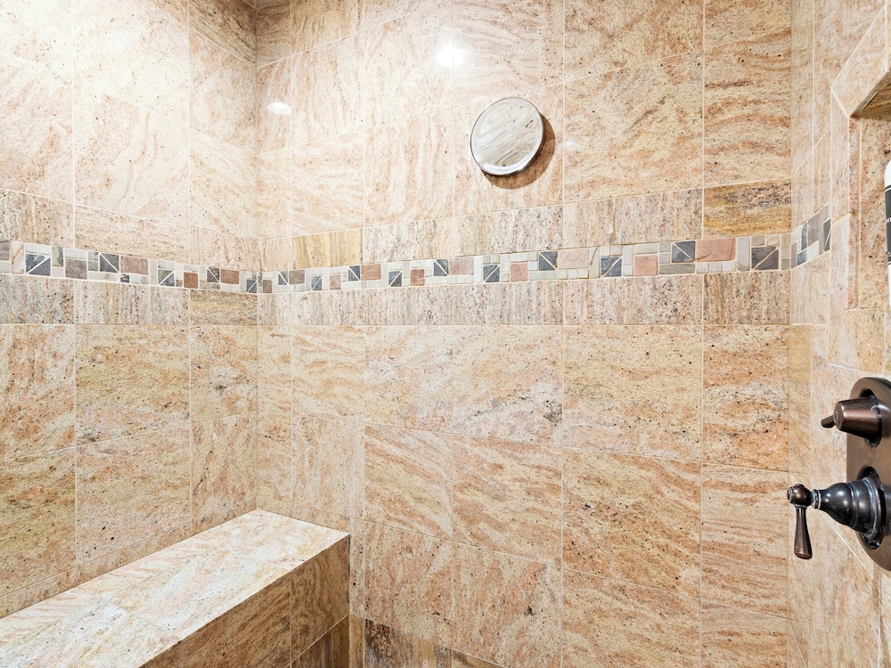 Canyons Village Condos By All Seasons Resort Lodging 34/66