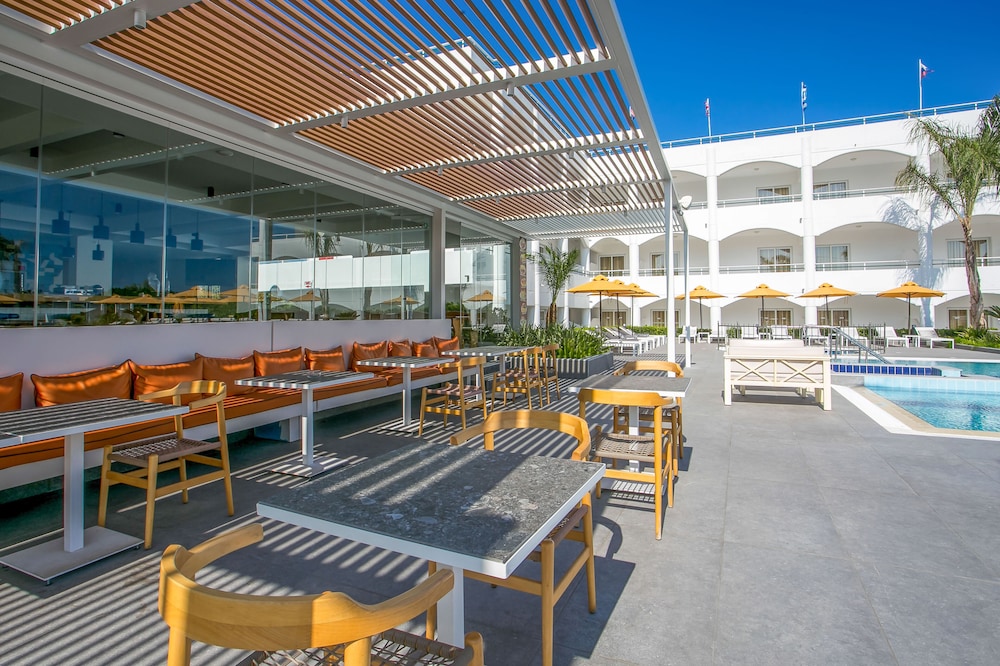 Orion Hotel 75/89