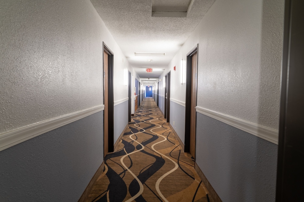 Coratel Inn & Suites by Jasper Hastings 26/50