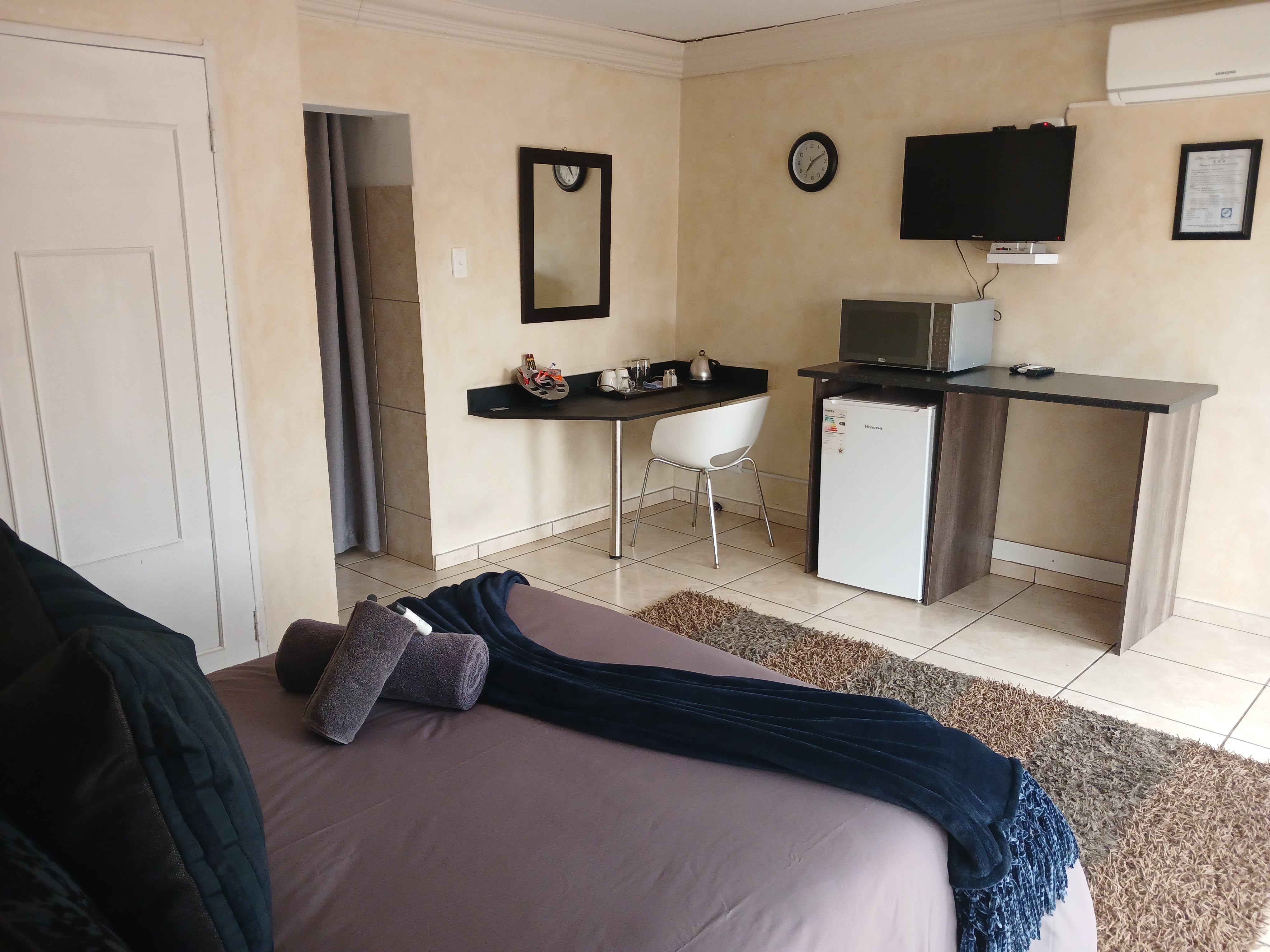 غرفة سوبيريور بسرير مزدوج أو سريرين منفصلين، Blue Sparrow Guest House 2/2