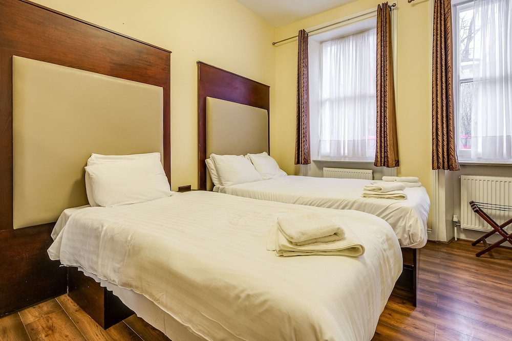 Astoria Hotel 23/42